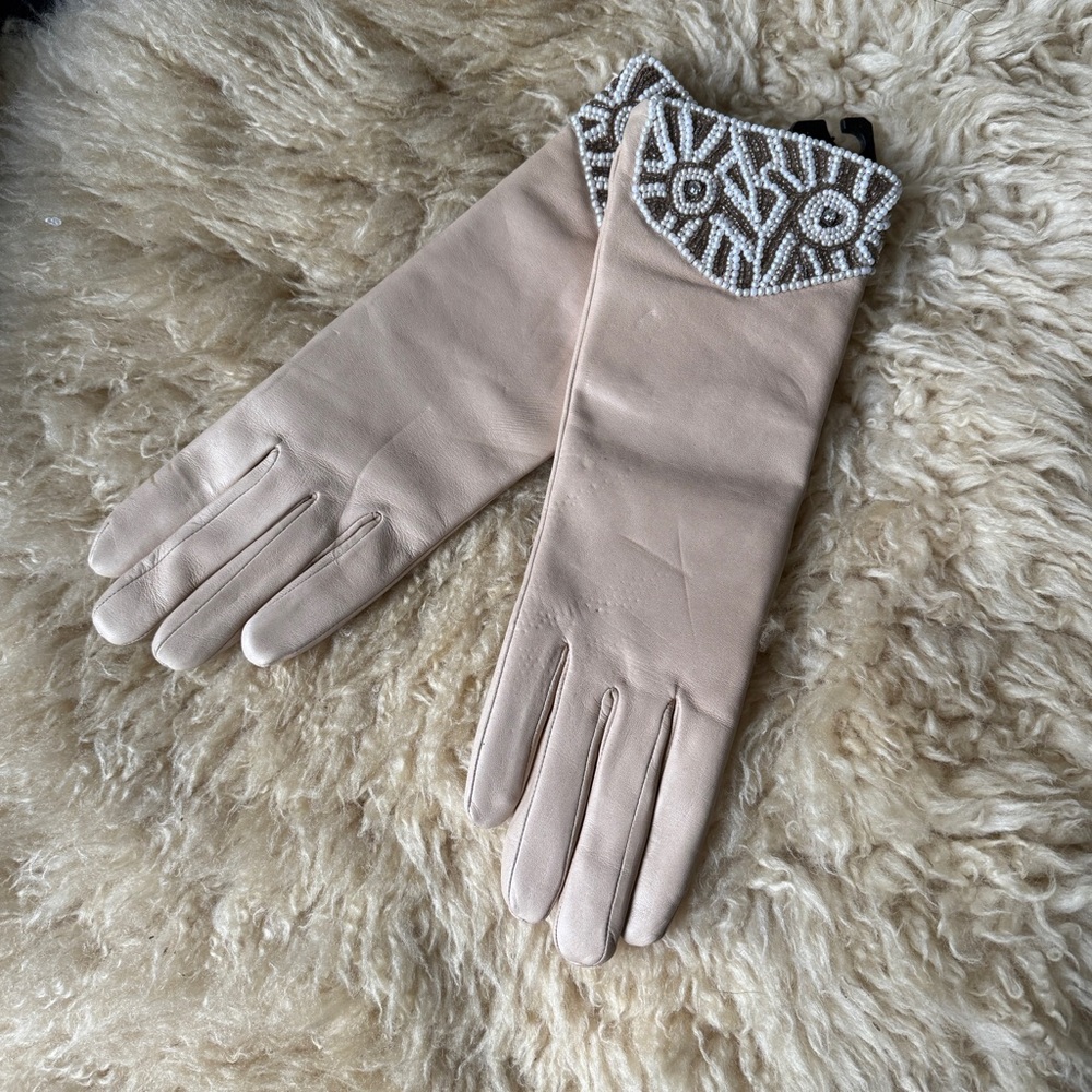 NWT Vintage Beige Leather Beaded Gloves Vintage Deadstock